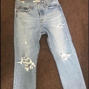 Women’s Levi straight wedgie sz 29